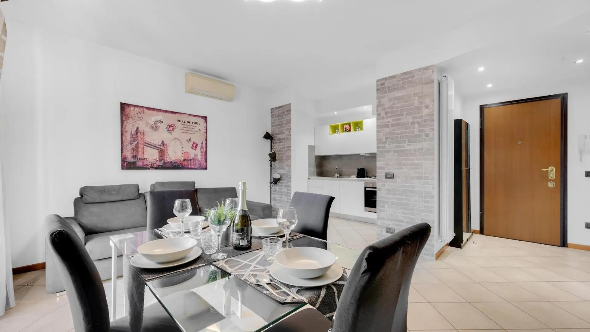 Apartmán Pran27 -Crescenzago - Central - Large - Bright - Milán