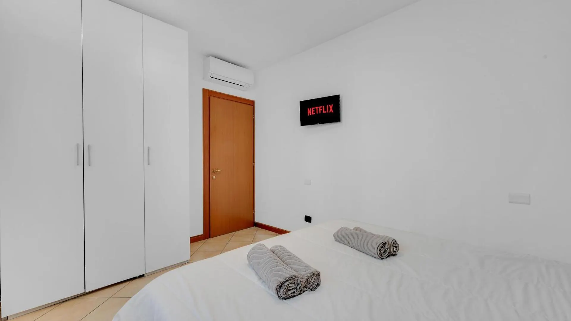 Pran27 -Crescenzago - Central - Large - Bright - Milán